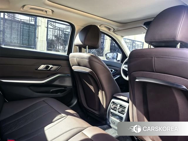 BMW 3 series id 4212607 из Китая 14