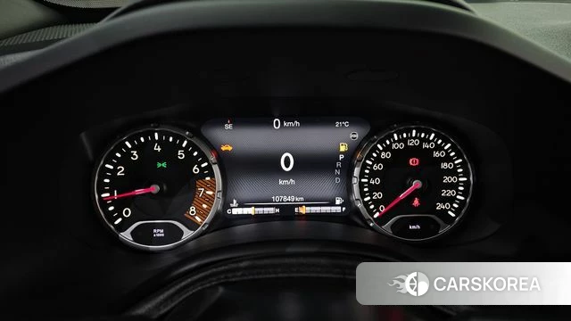 Jeep Renegade id 3844683 из Кореи 18