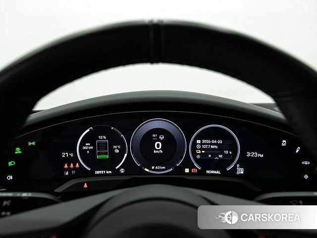 Porsche Taycan id 4201010 из Кореи 18