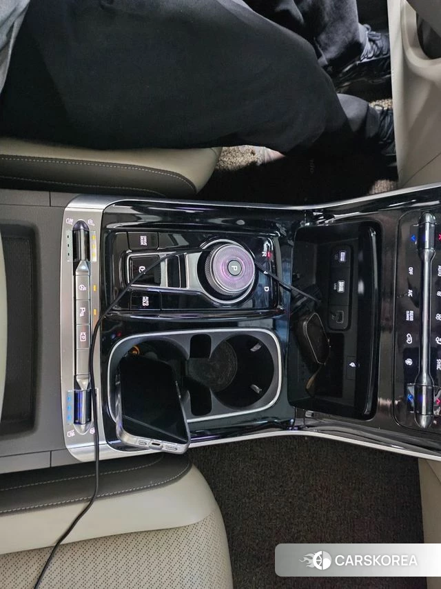 Kia Carnival 4th generation id 3818952 из Кореи 18