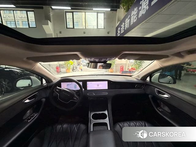 Roewe D7 EV id 4239807 из Китая 8