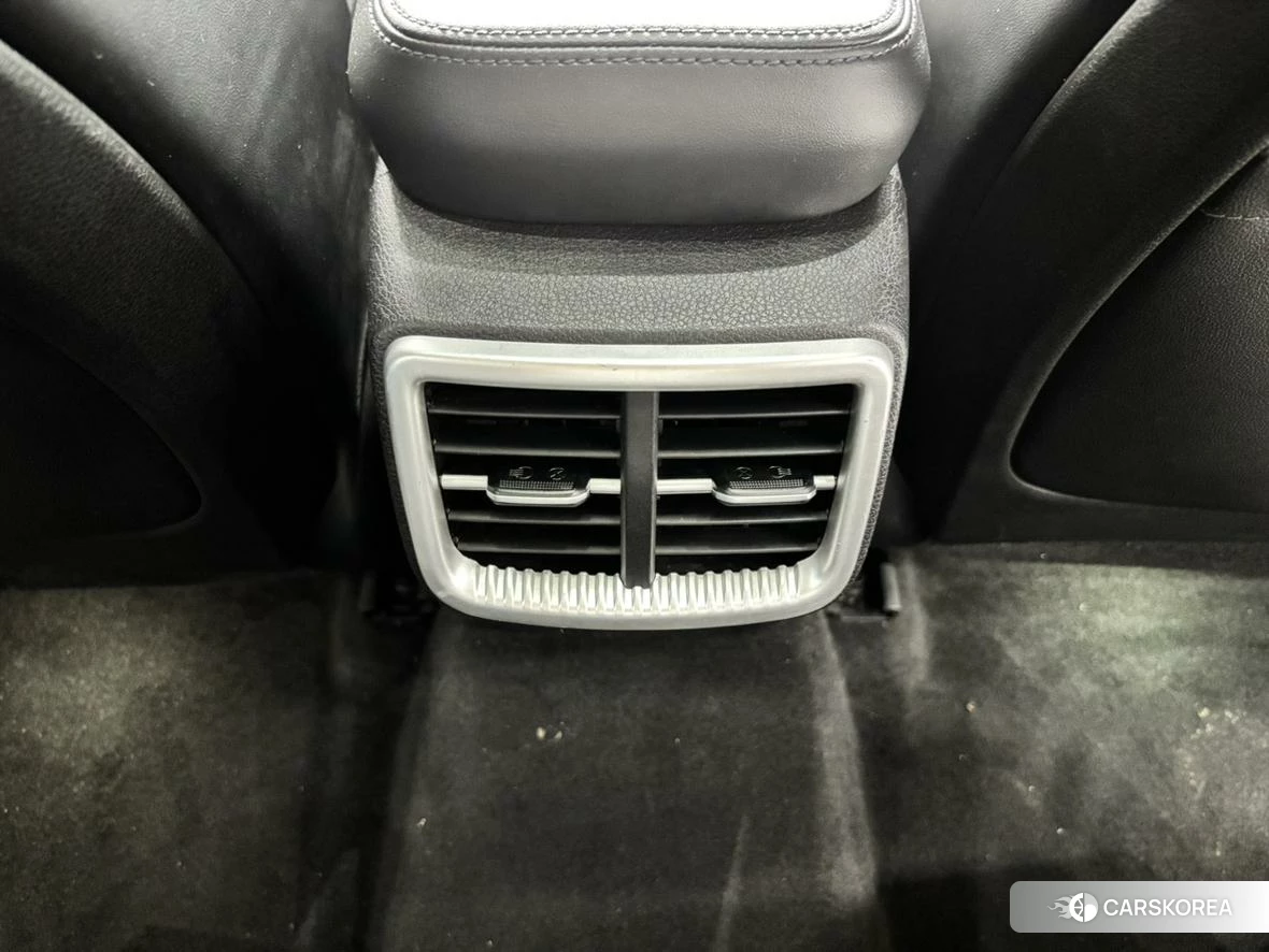 Kia K5 id 4406120 из Китая 16