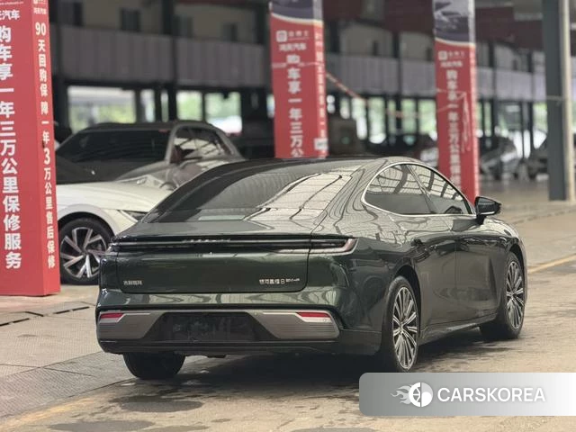 Geely Galaxy Galaxy Sparkle 8 PHEV id 4234781 из Китая 12