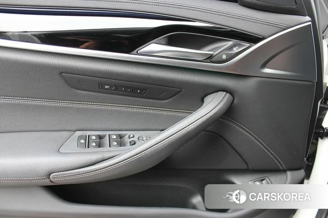 BMW 5 Series (G30) id 4712750 из Кореи 18