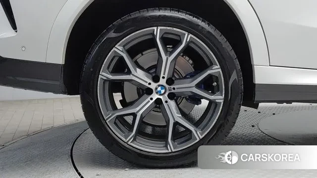 BMW X6 (G06) id 3525240 из Кореи 18