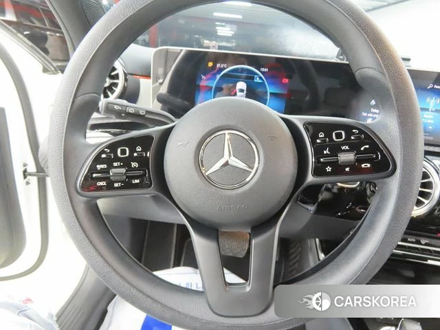 Mercedes-Benz A-Class W177 id 4384204 из Кореи 18