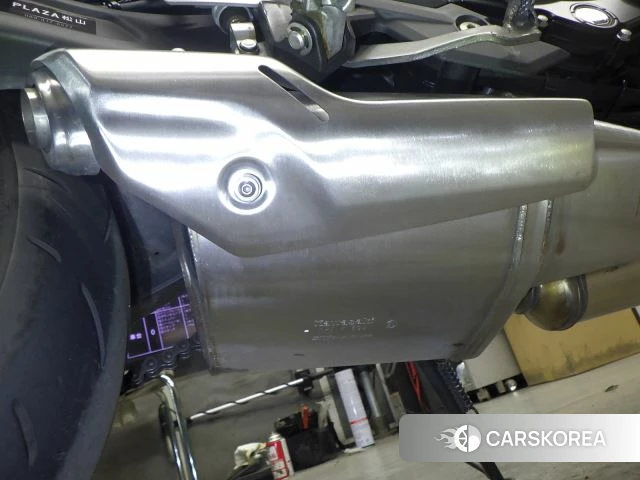 Kawasaki Z650RS id 3949352 из Японии 32