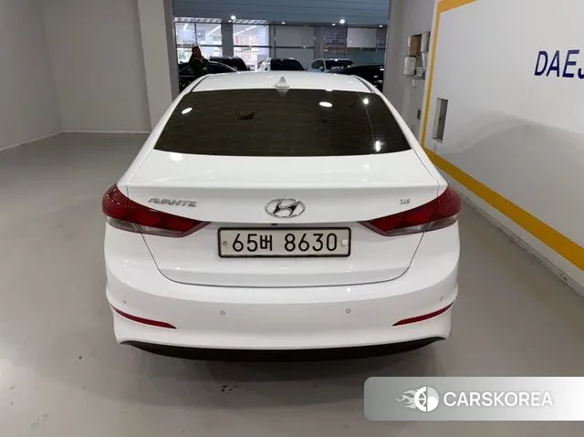 Hyundai Avante AD id 3340604 из Кореи 18