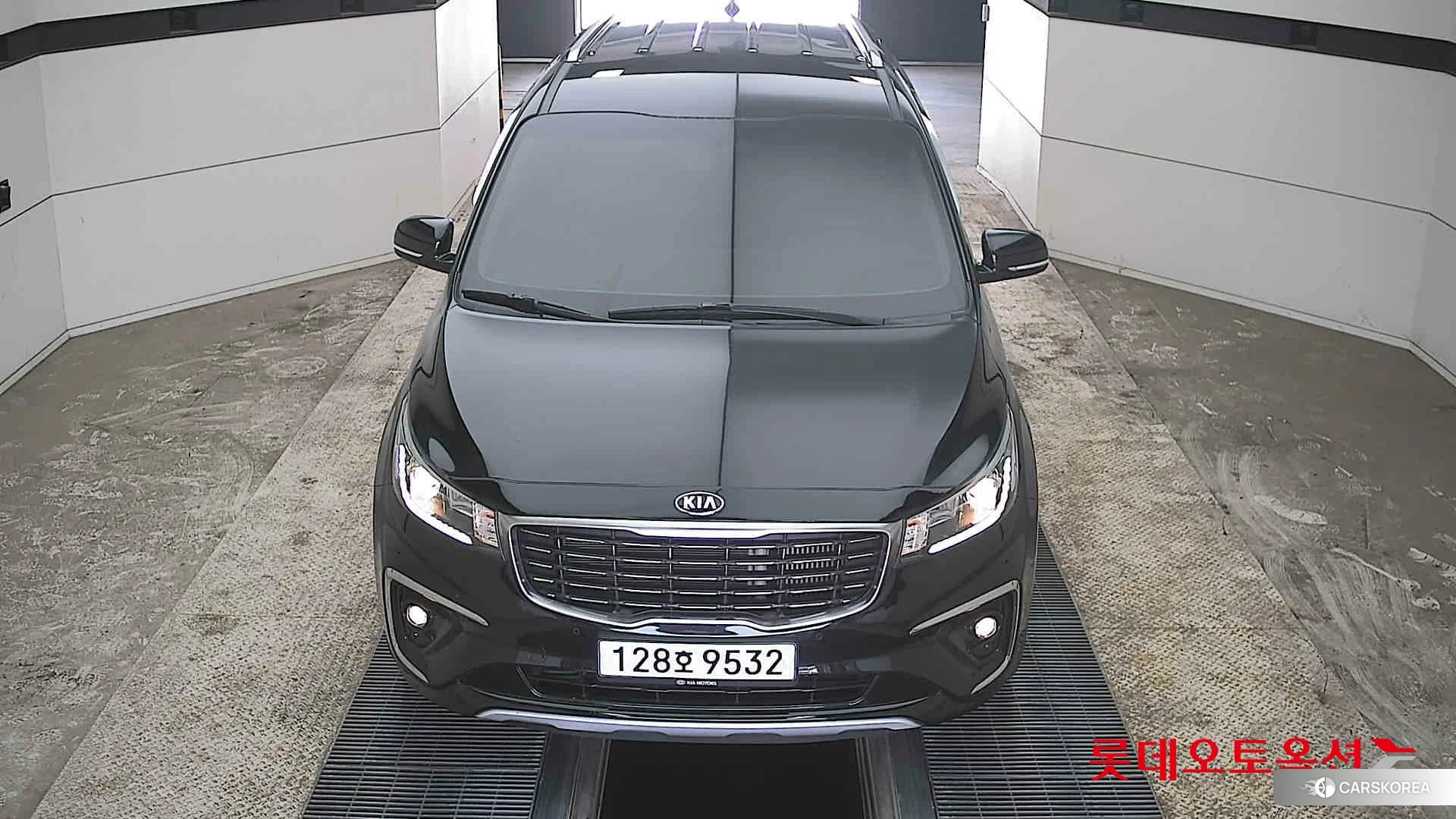 Kia Carnival id 3882130 из Кореи 36