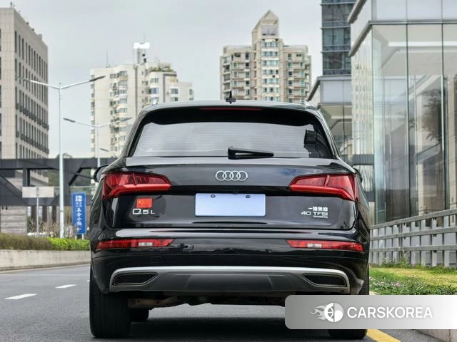 Audi Q5L id 4261410 из Китая 16