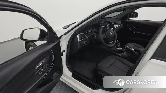 BMW 3 Series (F30) id 3029557 из Кореи 18