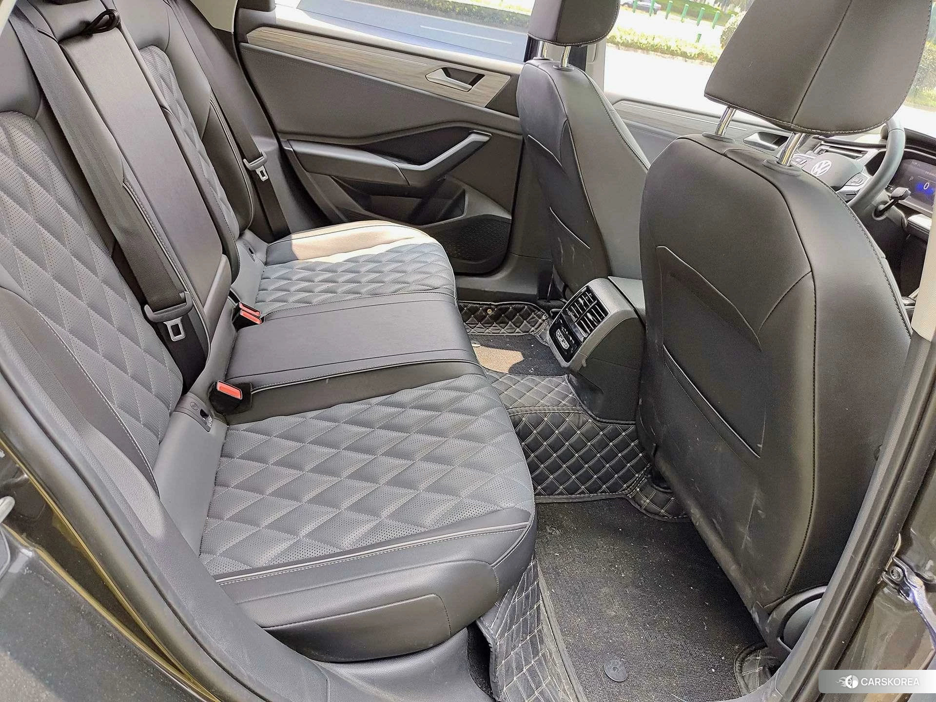 Volkswagen Sagitar id 4485334 из Китая 9
