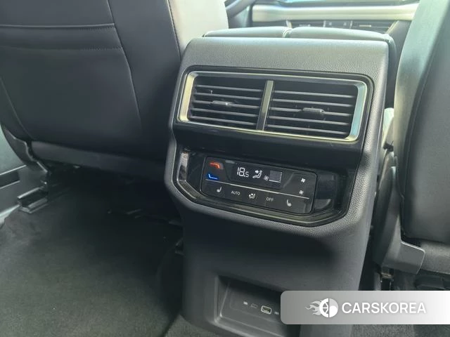 Volkswagen Tourang id 4314128 из Китая 15