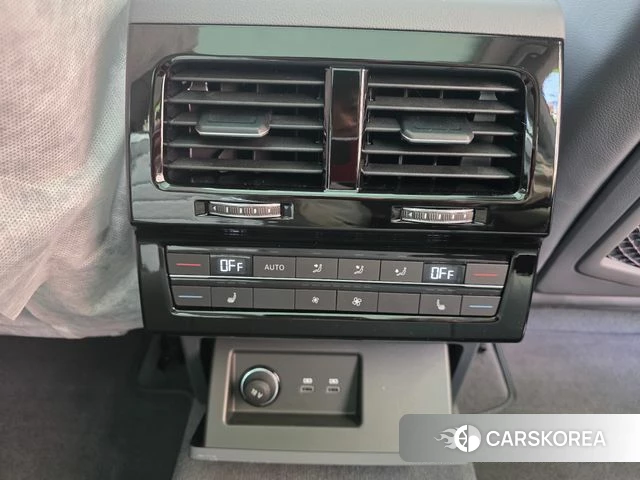 Volkswagen Touareg 3rd generation id 4177394 из Кореи 17
