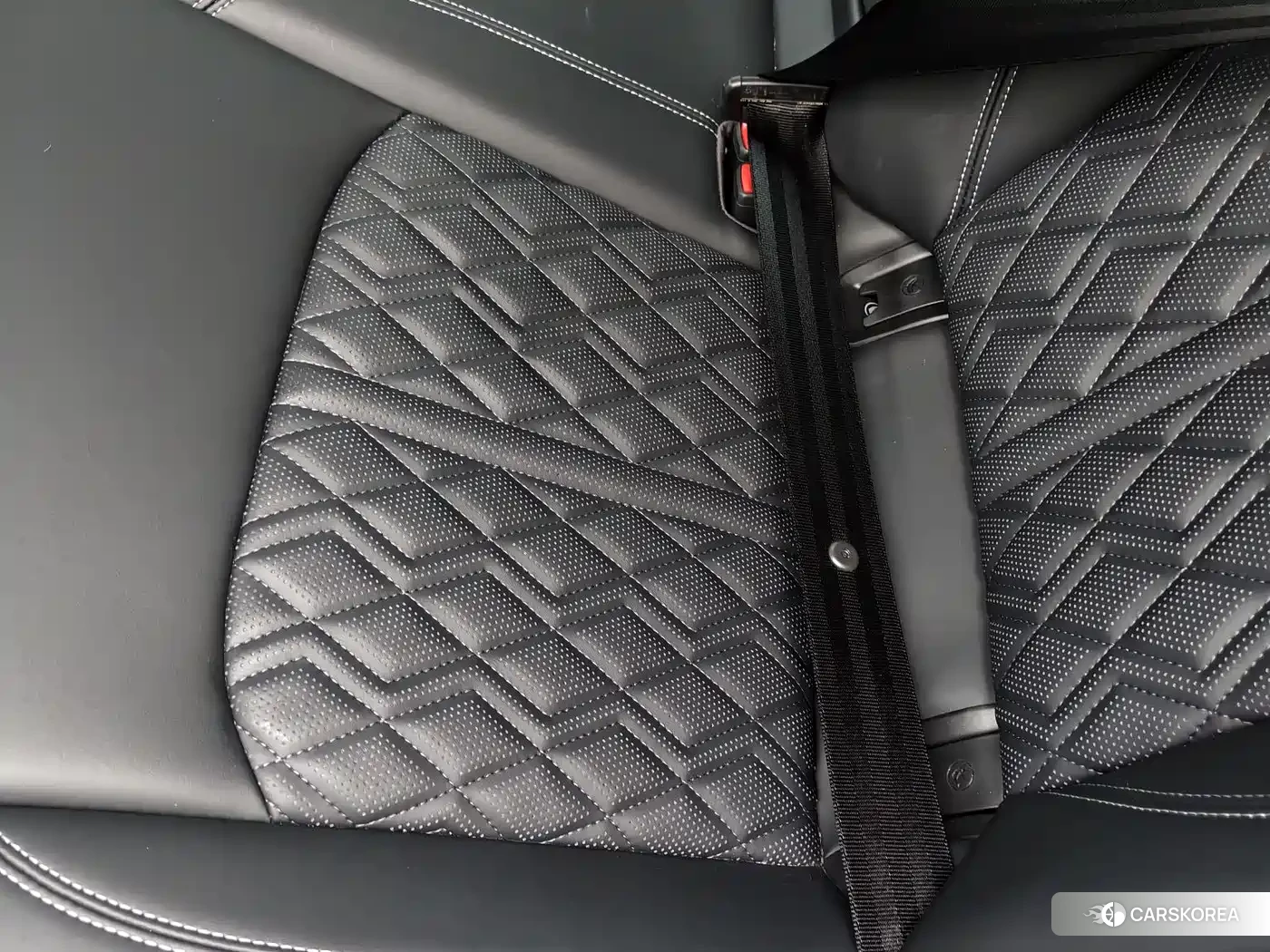 Audi A6L id 4546545 из Китая 9
