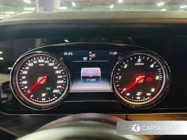 Mercedes-Benz E-Class W213 id 4654218 из Кореи 18
