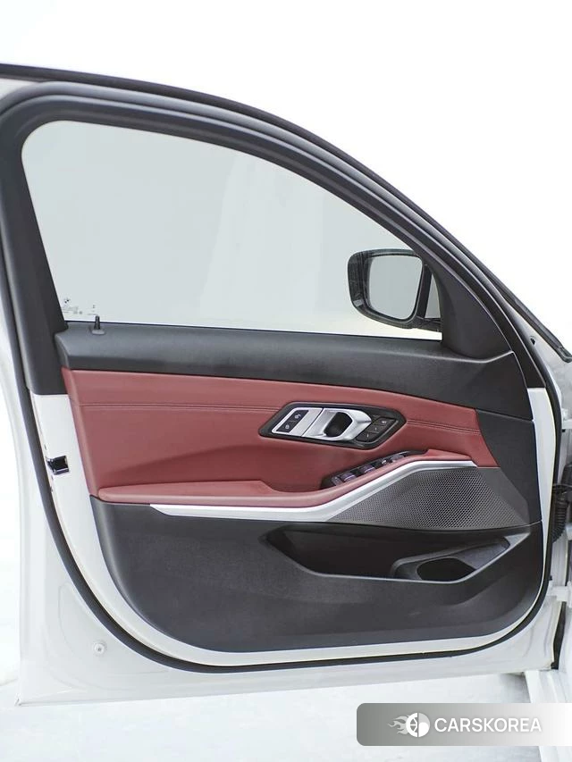 BMW 3 series id 4299590 из Китая 29