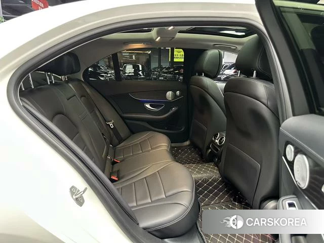 Mercedes-Benz Class C id 4348257 из Китая 13
