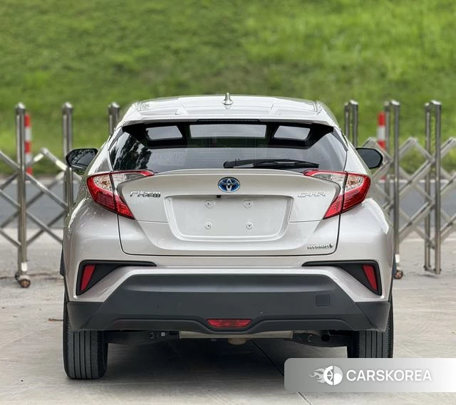 Toyota C-HR id 4263676 из Китая 20