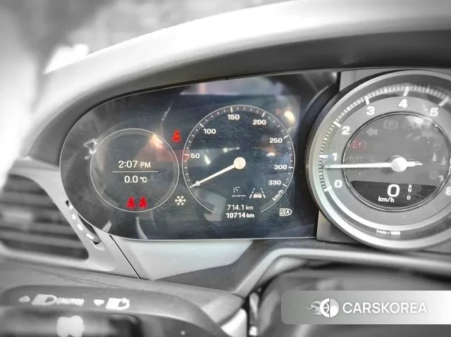 Porsche 911(992) id 3695504 из Кореи 18