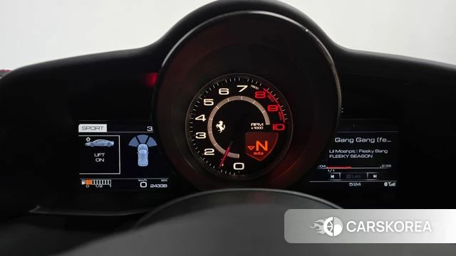 Ferrari 488 GTB id 4698997 из Кореи 32