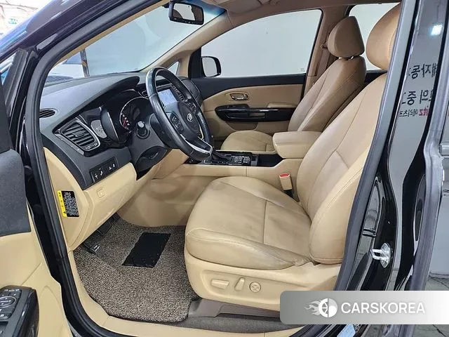 Kia All New Carnival id 3474901 из Кореи 18