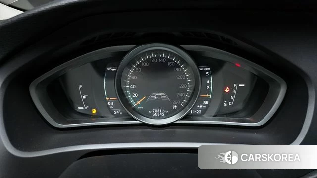 Volvo V40 Cross-Country id 4310642 из Кореи 18