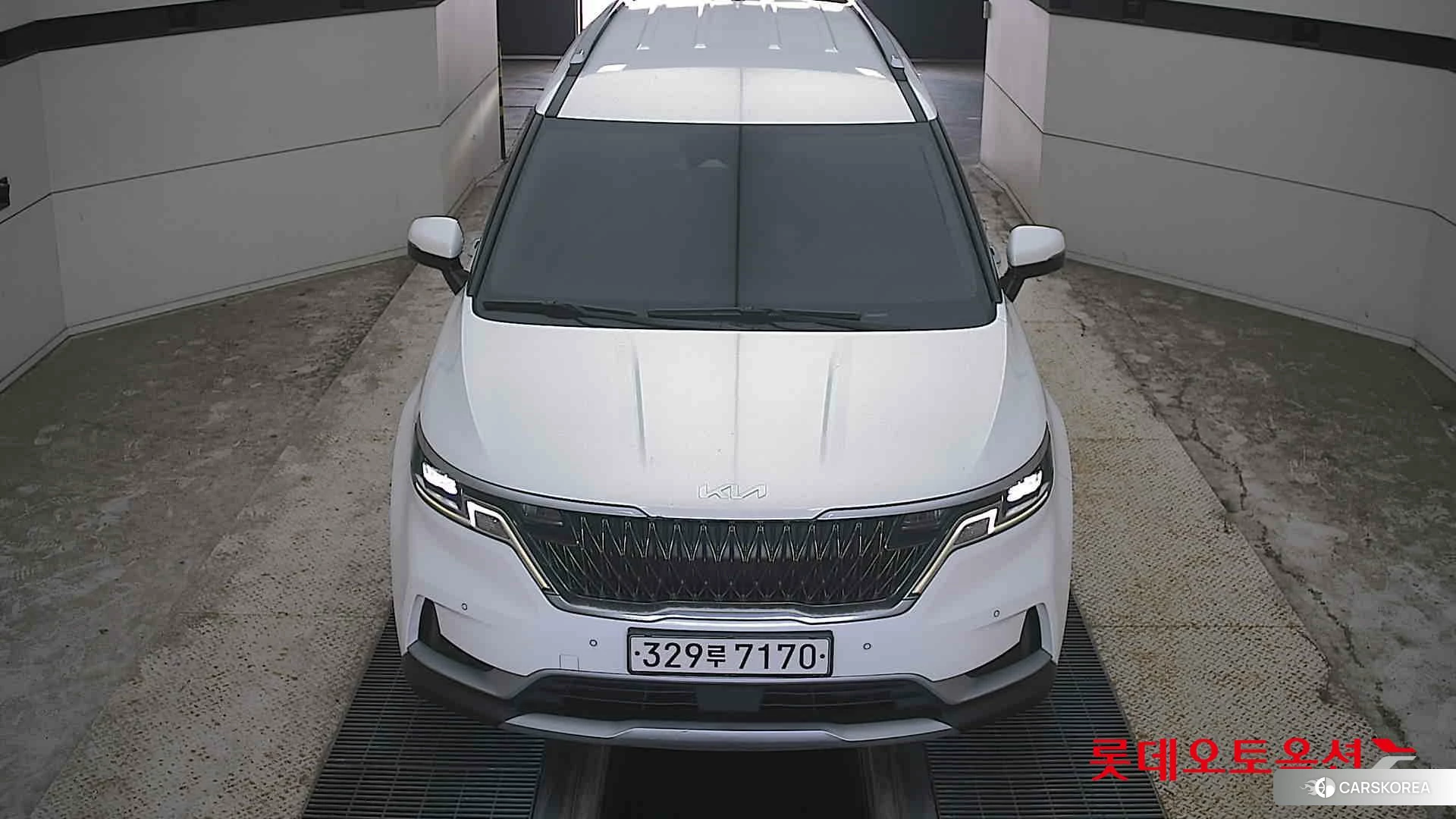 Kia Carnival id 4664331 из Кореи 36
