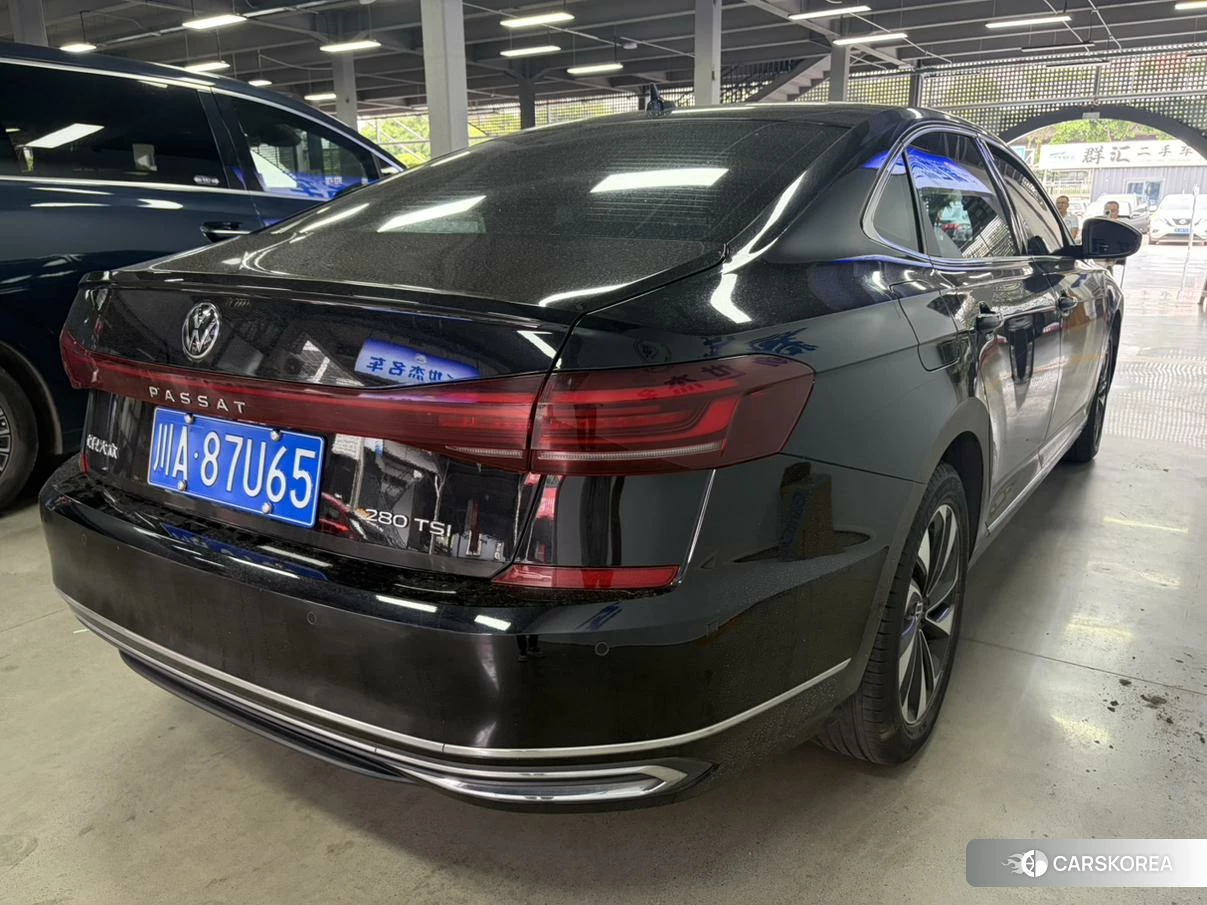Volkswagen Passat id 4513735 из Китая 11
