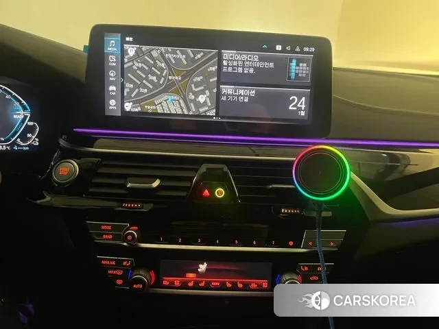 BMW 5 Series (G30) id 3616150 из Кореи 8