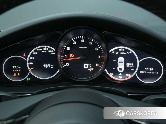 Porsche Panamera id 3926917 из Китая 24