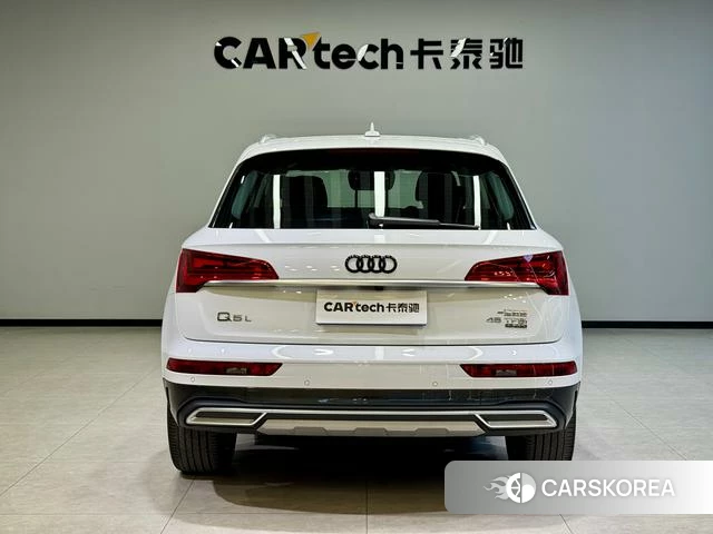 Audi Q5L id 3837333 из Китая 28