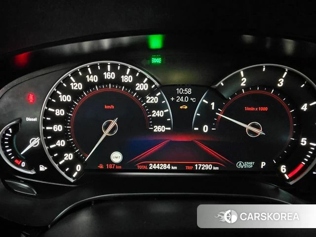 BMW 5 Series (G30) id 4900824 из Кореи 15