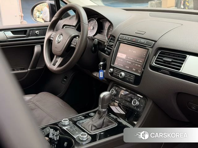 Volkswagen Touareg id 4242459 из Китая 19