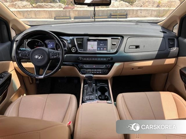Kia All New Carnival id 4615461 из Кореи 18