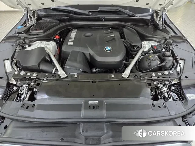 BMW 5 Series (G60) id 2983953 из Кореи 17