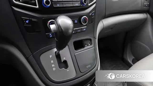 Hyundai The New Grand Starex id 3748459 из Кореи 18