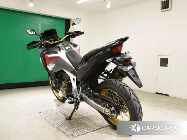 Honda CRF1100L AFRICA TWIN DCT id 4368013 из Японии 8