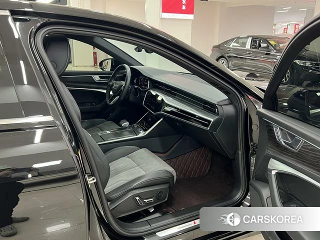 Audi A6L id 4263678 из Китая 16