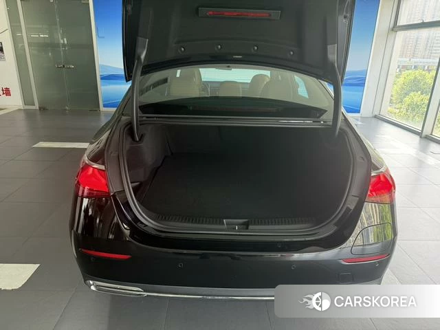 Mercedes-Benz E-class PHEV id 4265501 из Китая 25