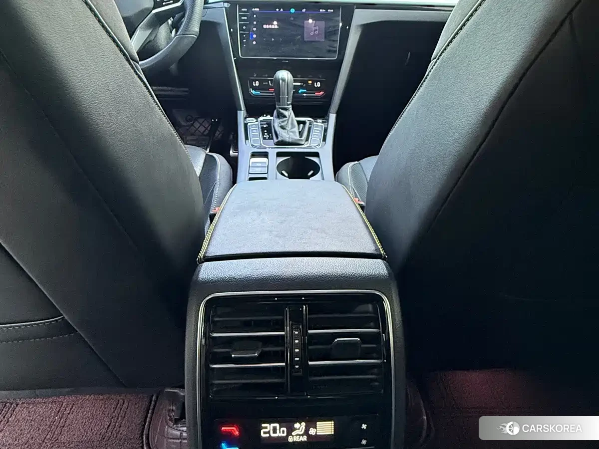 Volkswagen Arteon (CC) id 4679783 из Китая 19