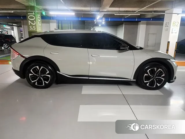 Kia EV6 id 3370940 из Кореи 18