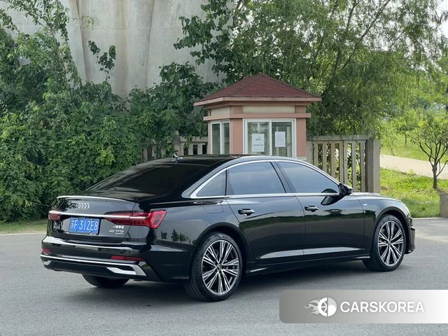 Audi A6L id 4307583 из Китая 12