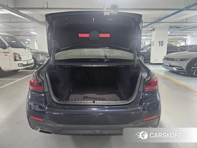 BMW 5 Series (G30) id 3021387 из Кореи 18