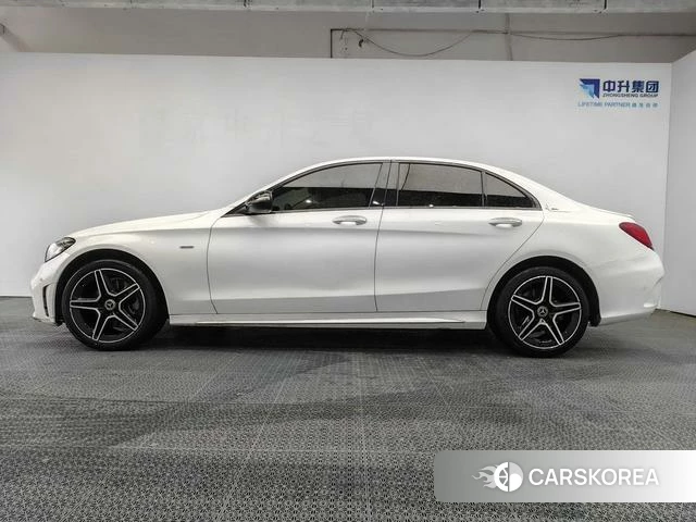 Mercedes-Benz Class C id 4212341 из Китая 18