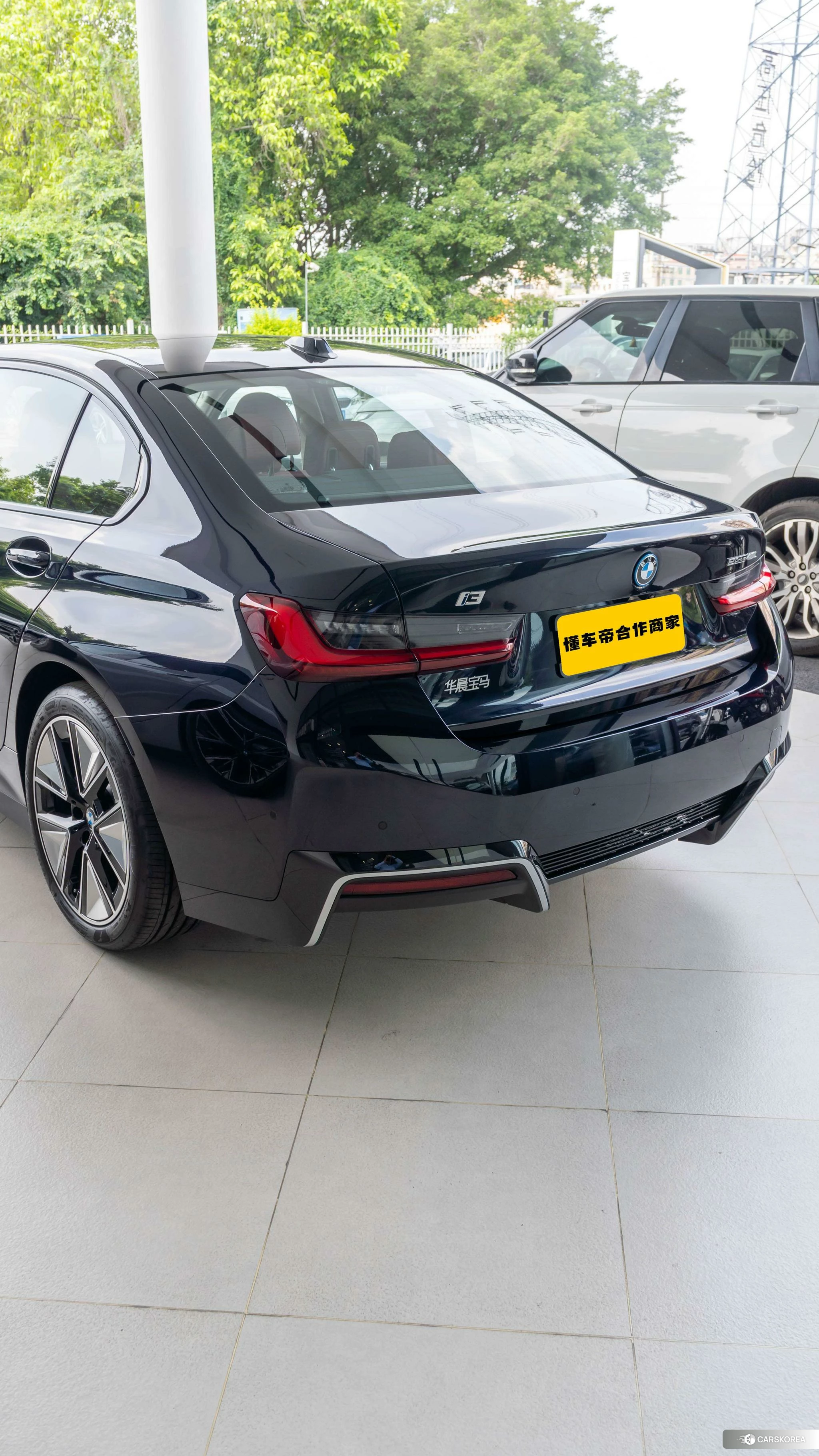 BMW i3 id 4440376 из Китая 17