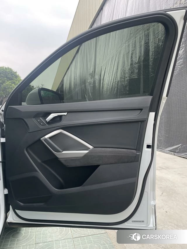 Audi Q3 id 4298521 из Китая 27