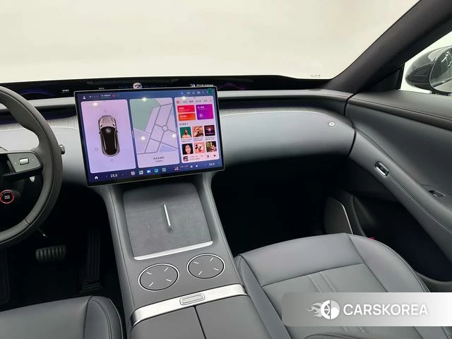 Xiaomi Car Xiaomi YU7 id 4182619 из Китая 27