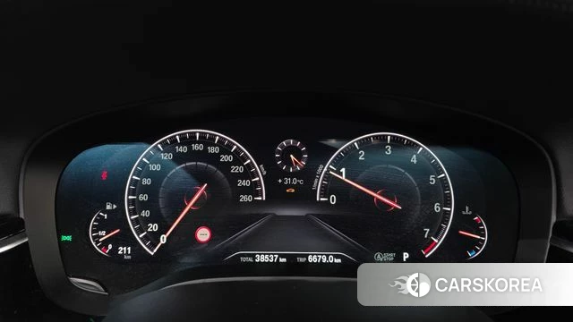 BMW 5 Series (G30) id 4551568 из Кореи 32