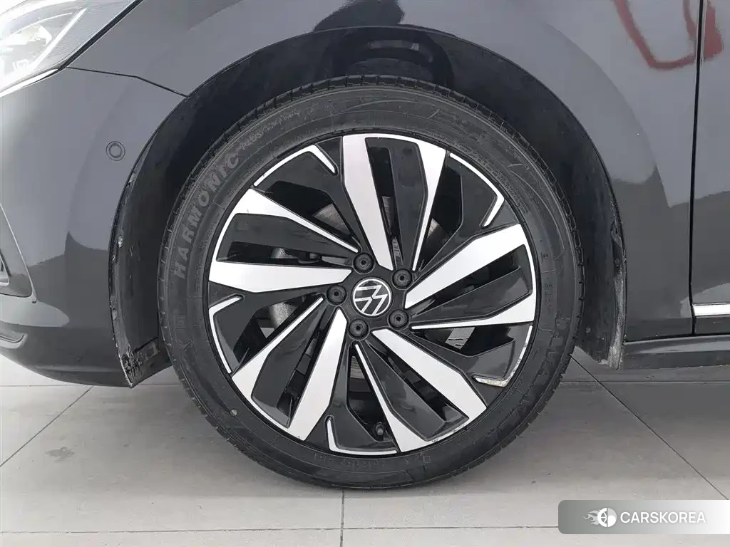 Volkswagen Passat id 4548113 из Китая 22